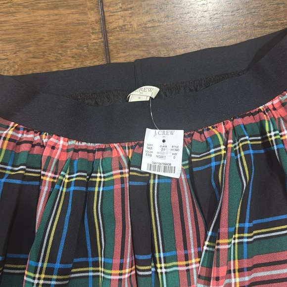 JCREW plaid skirt. NWT. Size 0. - Picture 2 of 2